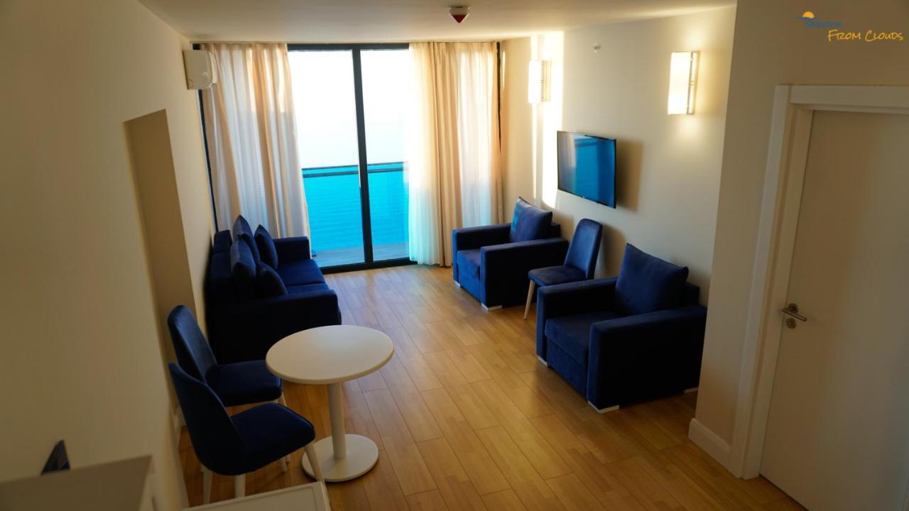 Aparthotel Sea View From The Clouds Batumi Exterior foto